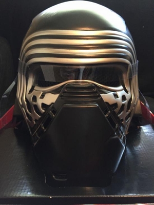 Star Wars 7 Force Awakens lifesize Kylo Ren Maske