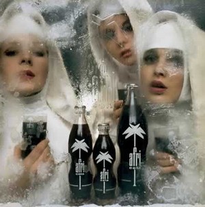 Afri Cola: Nonnen