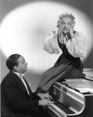 Betty Hutton - Am Piano mit Vincent Lopez
