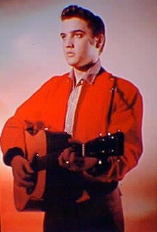 Elvis Presley - mit Gitarre