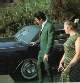 Elvis Presley - mit Car