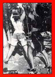 Bettie Page - am Fesseln