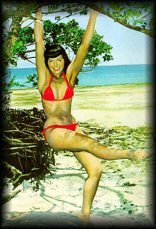 Bettie Page - am Baum h�ngend