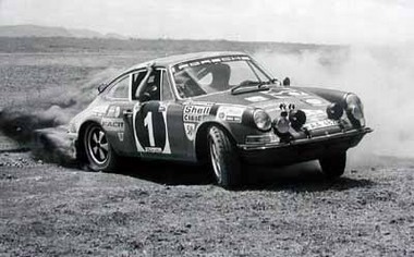 East African Safari Rally 1971.Andersson und Thorszelius. Porsche 911S. Poster