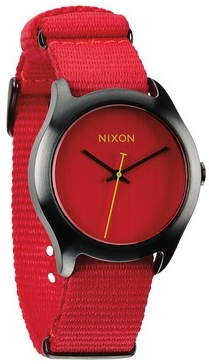 The Mod - Bright Red - Nixon Uhr