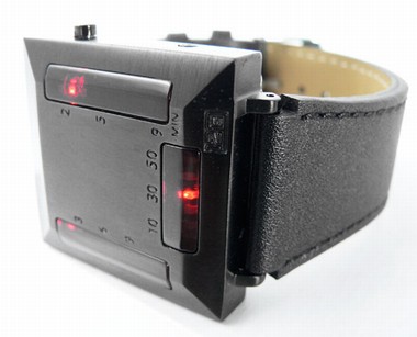 Tokyoflash Uhr - Twelve 5-9 C-Version Gunmetal & Red